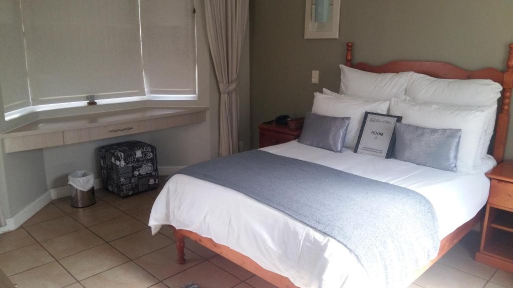 lizas cottage guesthouse