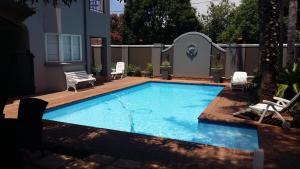 lizas cottage guesthouse