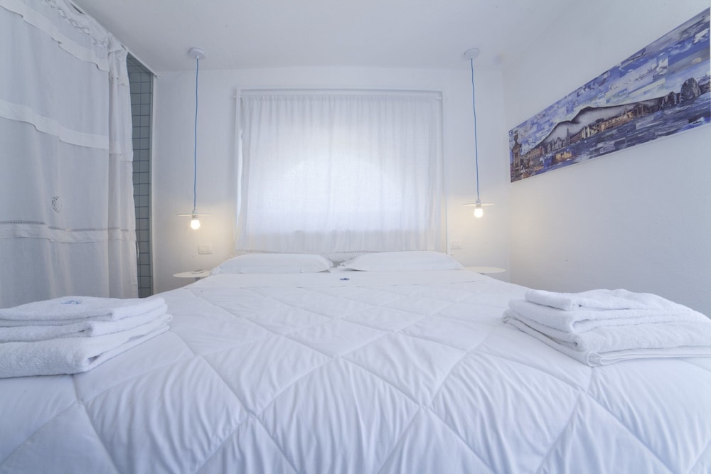 eremo di montevergine ischia apartments
