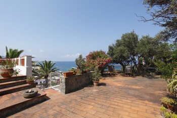 ischia