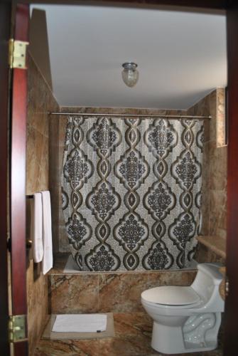 mak inn house