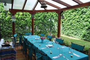 mak inn house