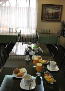 mak inn house
