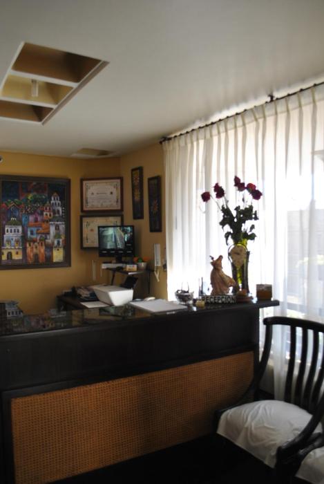 mak inn house