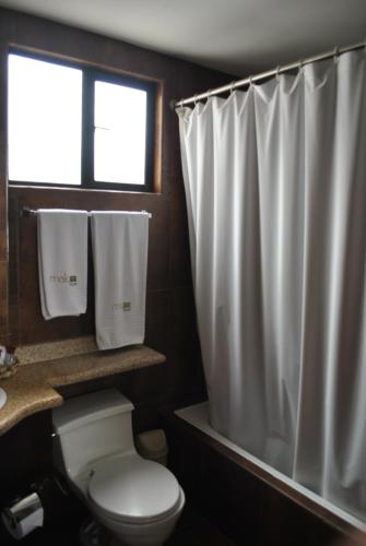 mak inn house