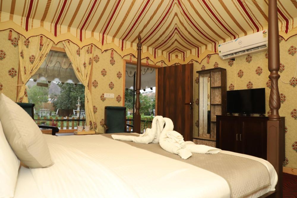 the glorious hills resort pushkar