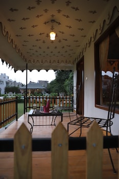 the glorious hills resort pushkar