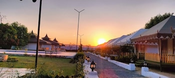 the glorious hills resort pushkar