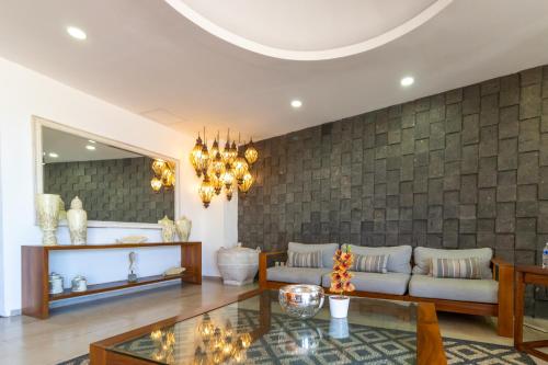 the paramar