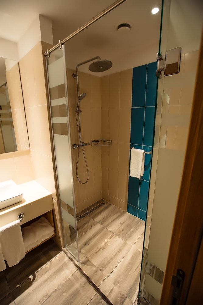 holiday inn aktau seaside an ihg hotel