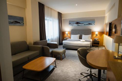 holiday inn aktau seaside an ihg hotel