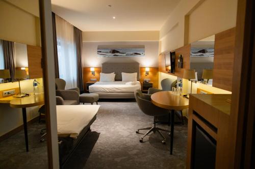 holiday inn aktau seaside an ihg hotel