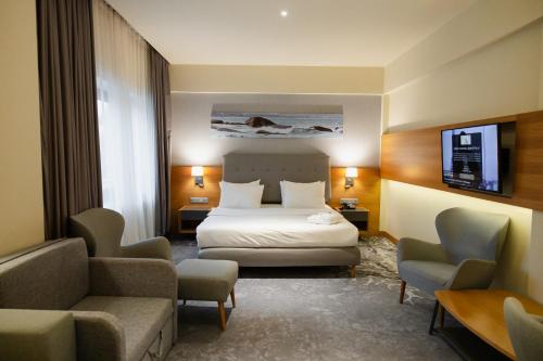 holiday inn aktau seaside an ihg hotel