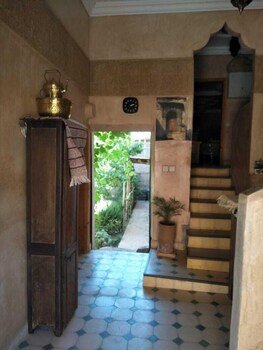 gite paradis dait bouguemez hostel