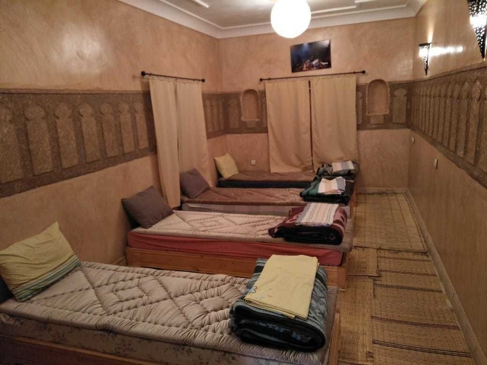 gite paradis dait bouguemez hostel