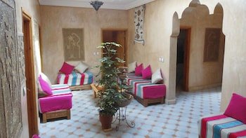 gite paradis dait bouguemez hostel