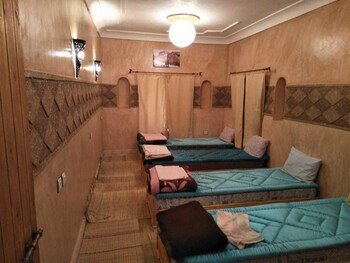 gite paradis dait bouguemez hostel