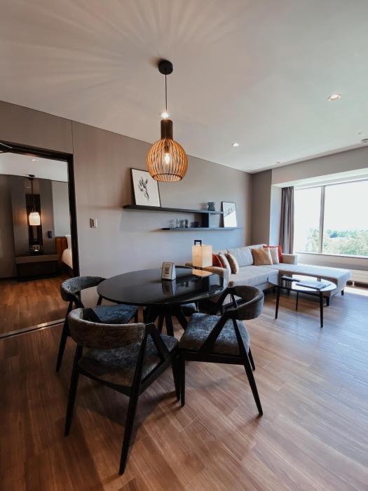 hinode hills niseko village