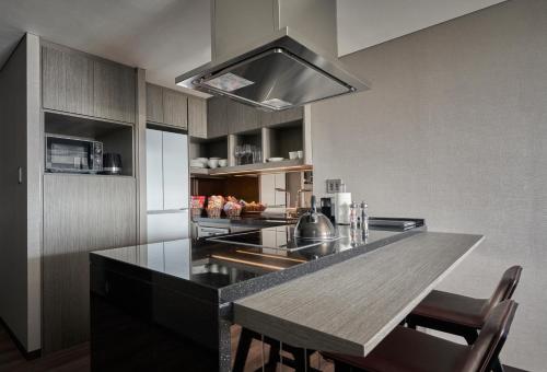 hinode hills niseko village