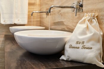 donna teresa guest house