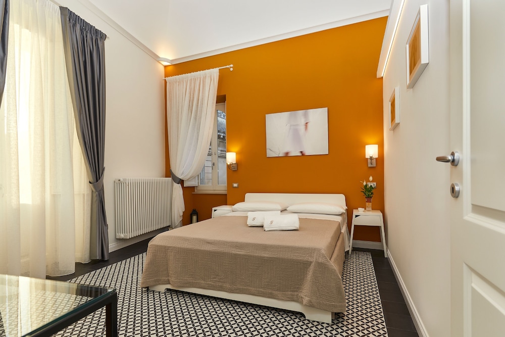 donna teresa guest house