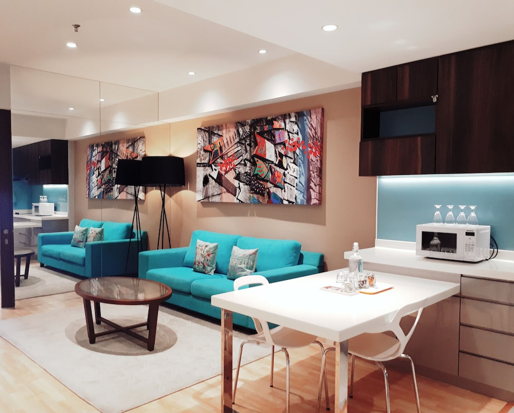 greystone haus at d majestic place