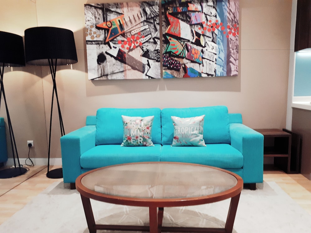 greystone haus at d majestic place