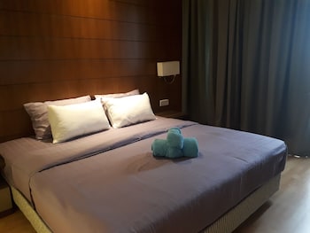 greystone haus at d majestic place