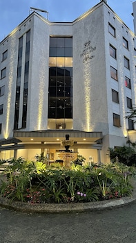hotel poblado plaza