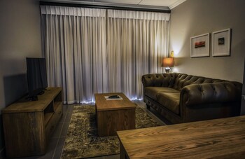 kyalami creek luxury apartments