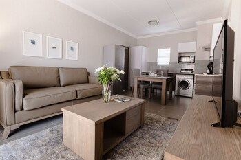 kyalami creek luxury apartments