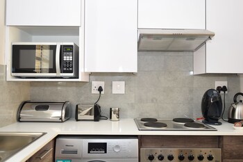 kyalami creek luxury apartments