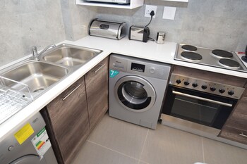 kyalami creek luxury apartments