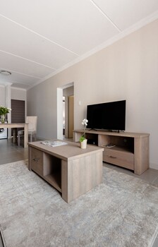 kyalami creek luxury apartments