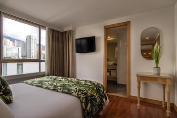 alcazar de oviedo by ee hoteles