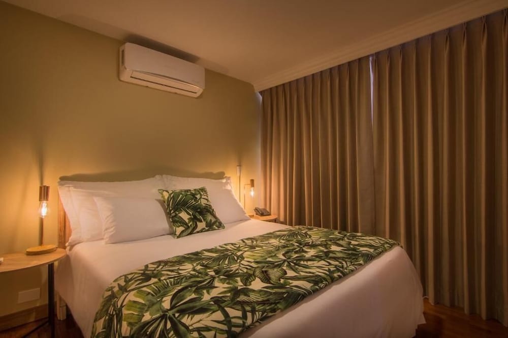 alcazar de oviedo by ee hoteles