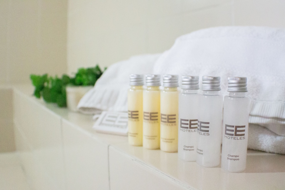 alcazar de oviedo by ee hoteles