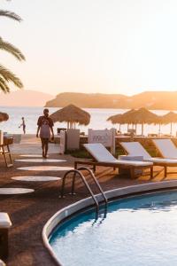 Far Out Village,Chora>>Agios Nikolaos,3 star