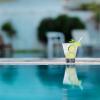 polos hotel
