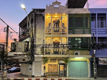 central old town cottage