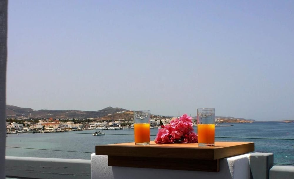 paros