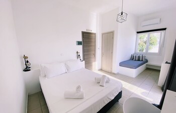 paros