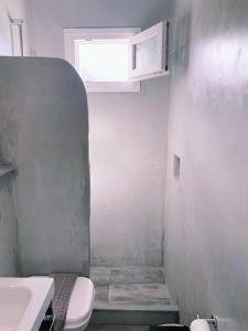 paros
