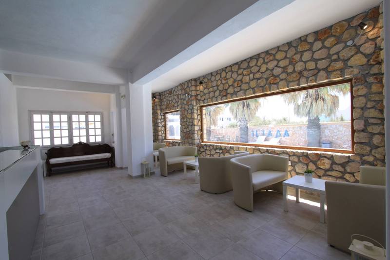 Iliada Odysseas Resort,Megalochori>>Fira,3 star