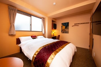 the l a mart hotel kyoto