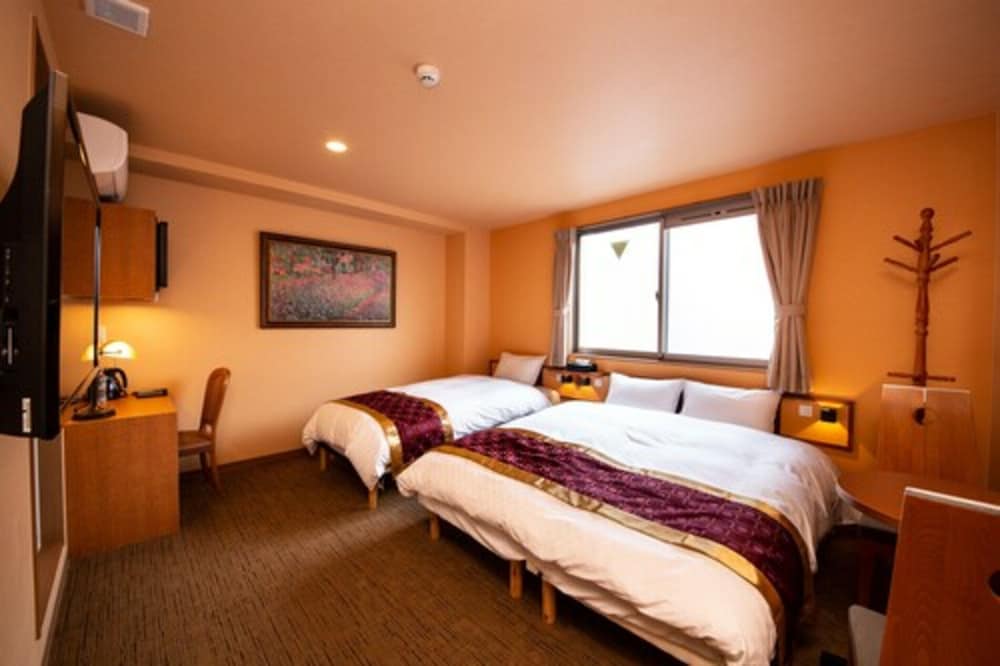 the l a mart hotel kyoto
