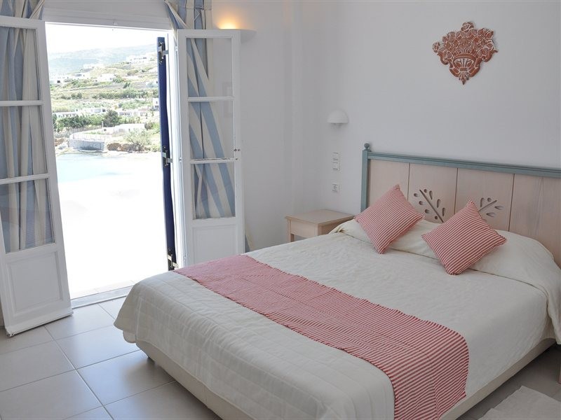 paros bay hotel