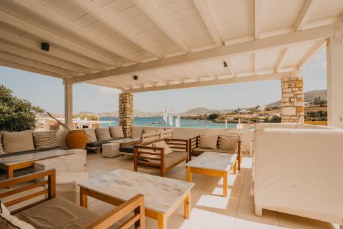 paros bay hotel