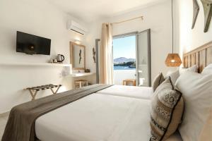 paros bay hotel