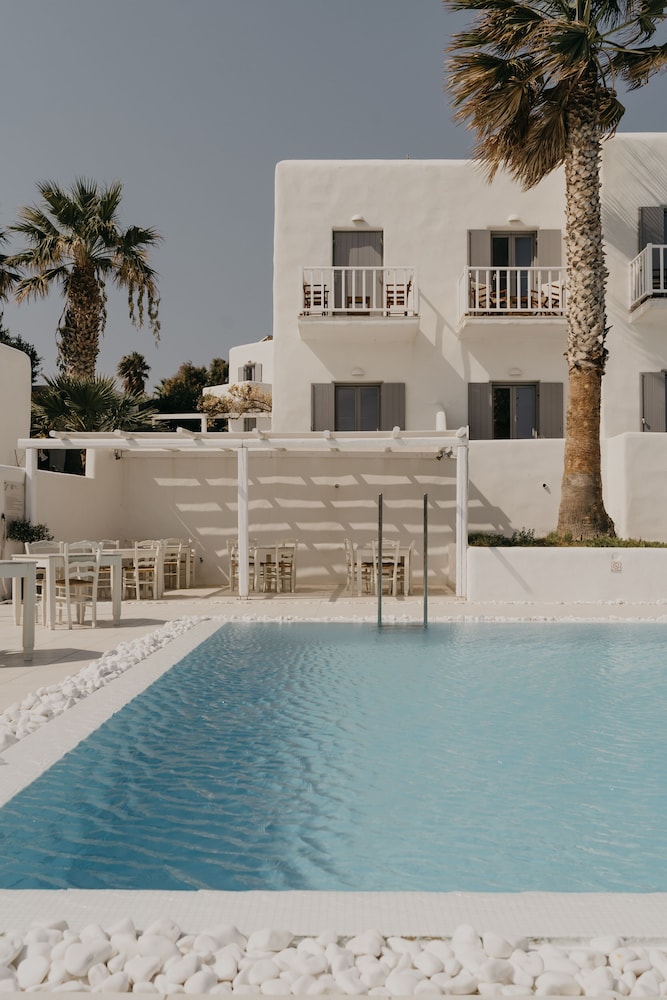 paros bay hotel